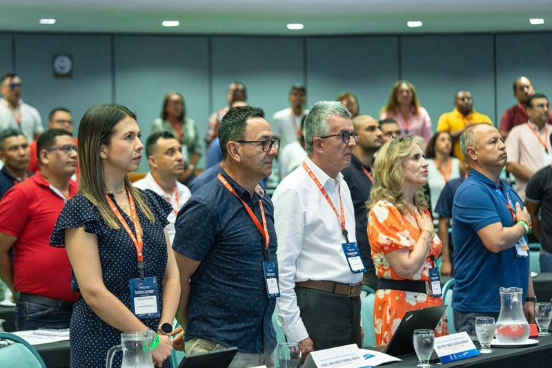 3er BootCamp. El director de la AND, Fidel Antonio Torres Moya participó en el 3er BootCamp “PotencIAGobiernoDigital” desde Santa Marta, donde dio a conocer el trabajo que desde la AND se desarrolla en pro de la Transformación Digital y los beneficios de los Servicios Ciudadanos Digitales para Colombia y sus regiones.