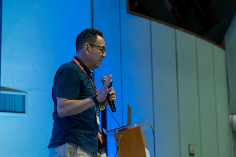 3er BootCamp. El director de la AND, Fidel Antonio Torres Moya participó en el 3er BootCamp “PotencIAGobiernoDigital” desde Santa Marta, donde dio a conocer el trabajo que desde la AND se desarrolla en pro de la Transformación Digital y los beneficios de los Servicios Ciudadanos Digitales para Colombia y sus regiones.
